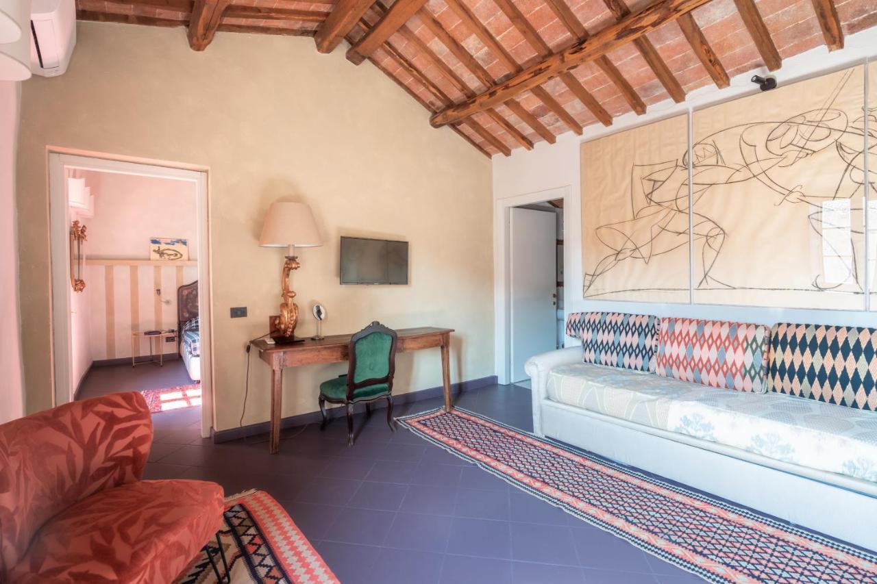 Hotel Della Fortezza Сорано Екстериор снимка