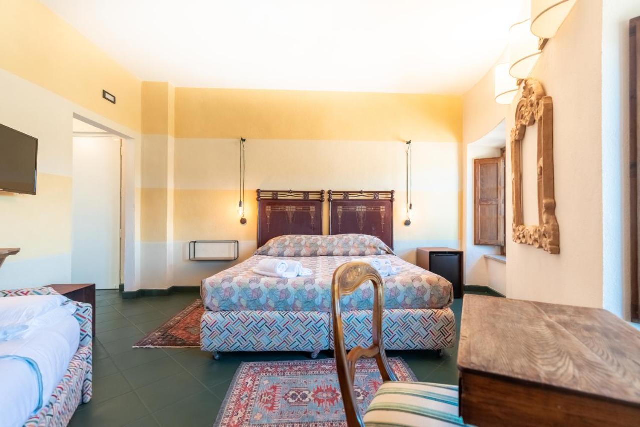 Hotel Della Fortezza Сорано Екстериор снимка