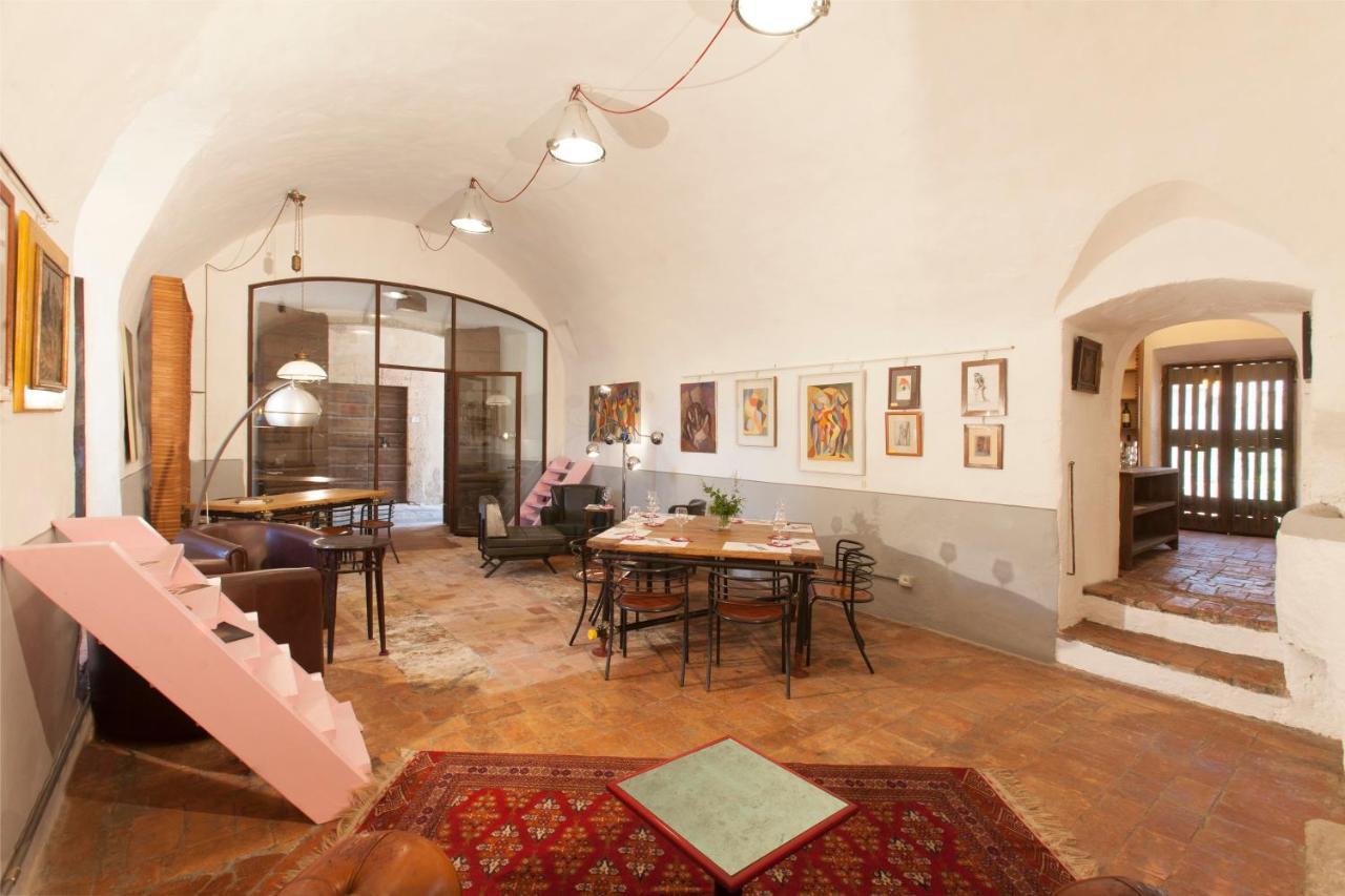Hotel Della Fortezza Сорано Екстериор снимка
